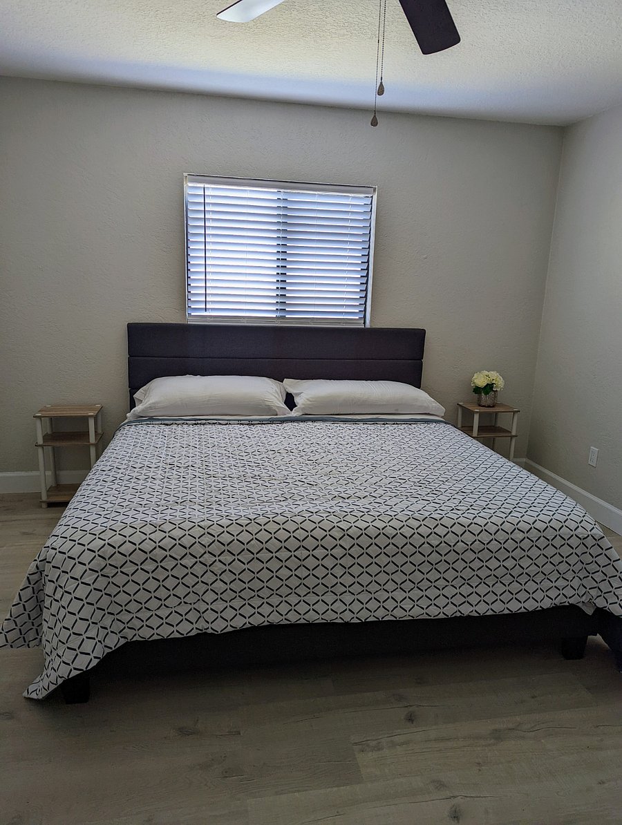 Furnished Finder property 423999_2 photo 8