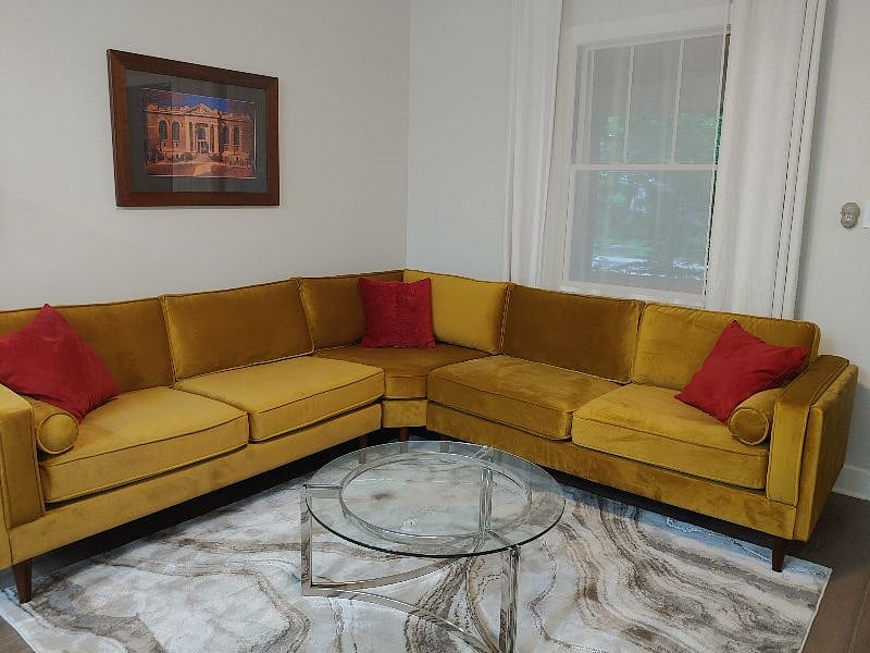 Furnished Finder property 424004_2 photo 2