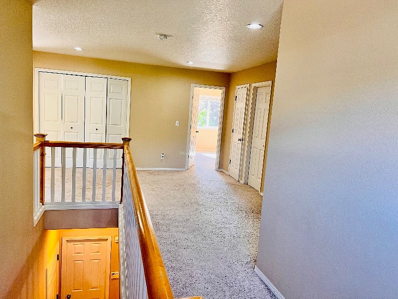 Loft (upstairs)