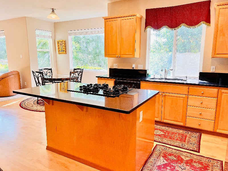 Kitchen island
