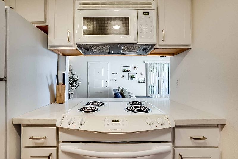 Furnished Finder property 424104_1 photo 23