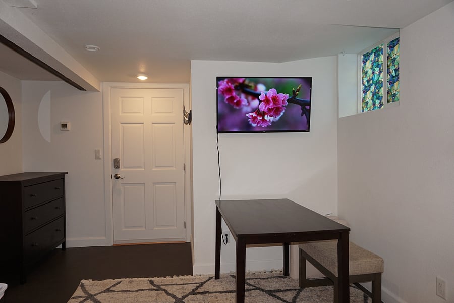 Furnished Finder property 424125_2 photo 3