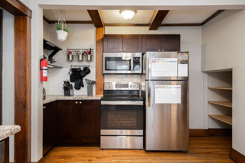 Furnished Finder property 424187_2 photo 6
