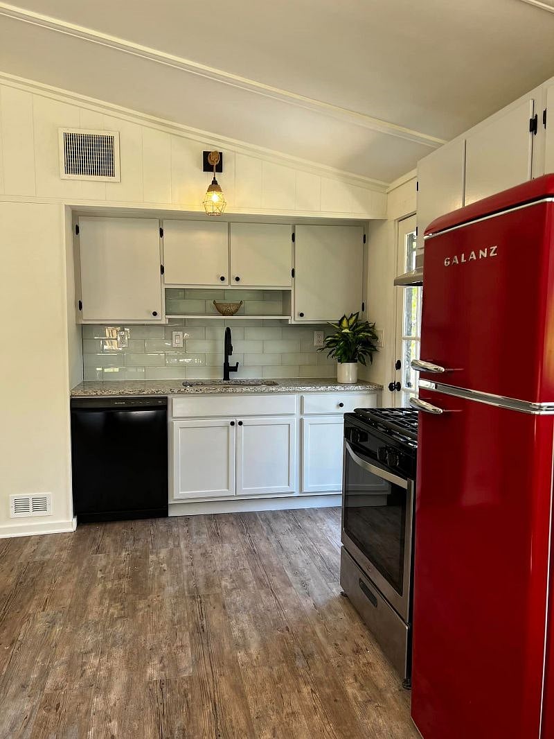 Furnished Finder property 424279_1 photo 9