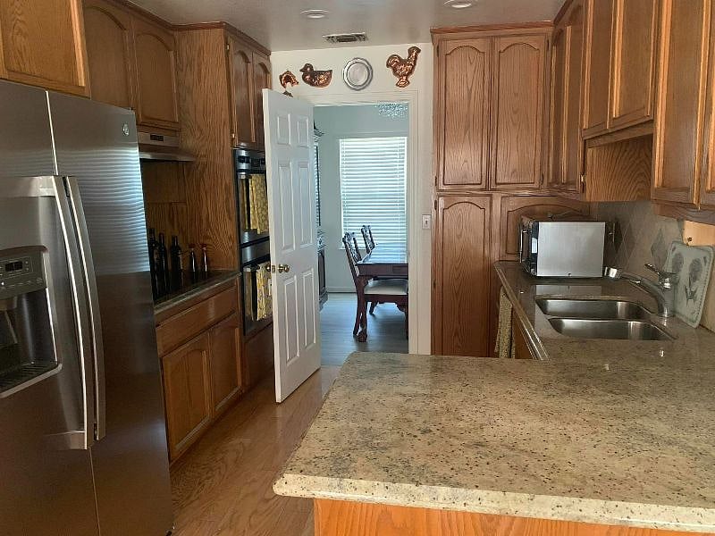 Furnished Finder property 424325_1 photo 7