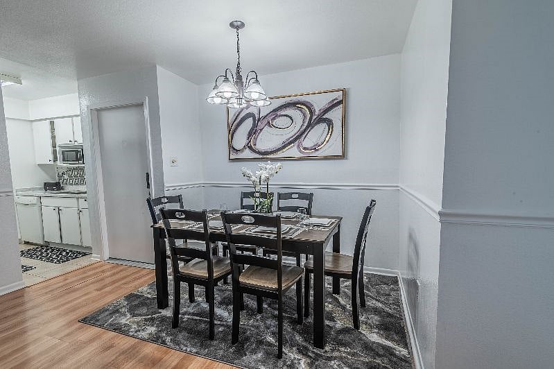 Furnished Finder property 424355_1 photo 15