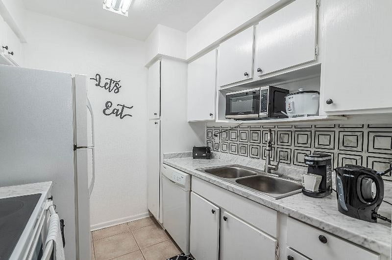 Furnished Finder property 424355_1 photo 16