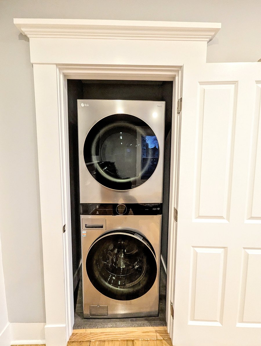 In-unit washer and dryer.