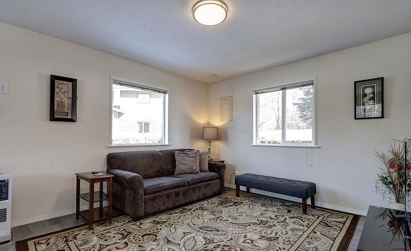 This is for another 1 bedroom on the southside. 