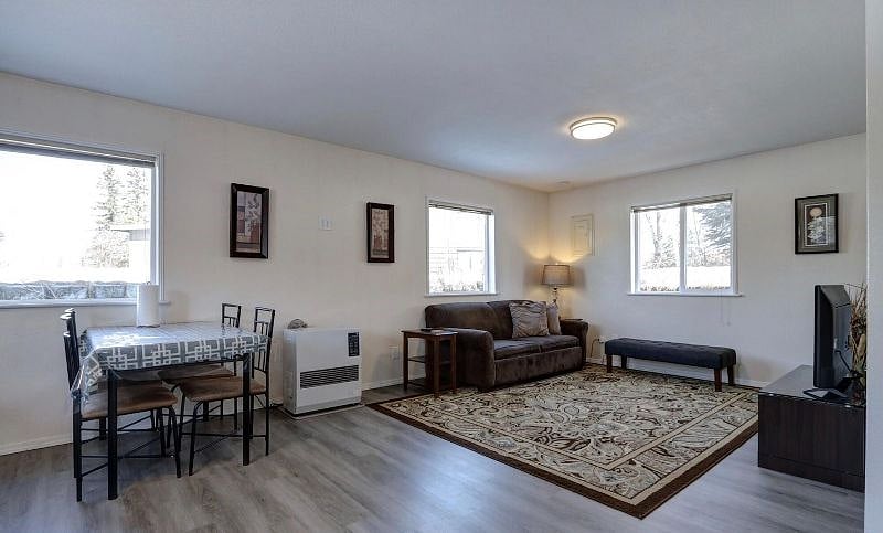 This is for another 1 bedroom on the southside. 