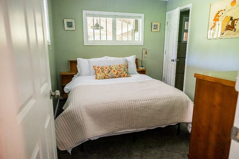 Furnished Finder property 424546_1 photo 16