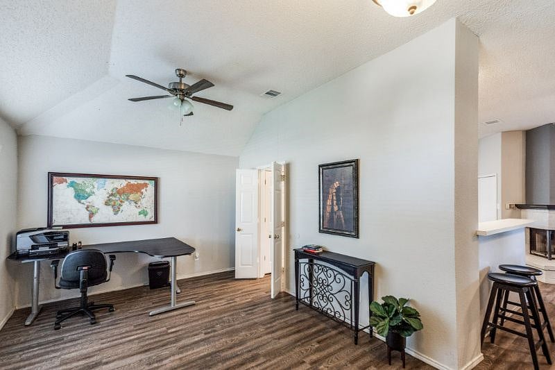 Furnished Finder property 424547_1 photo 4