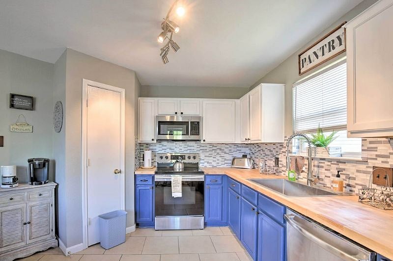 Furnished Finder property 424592_1 photo 8