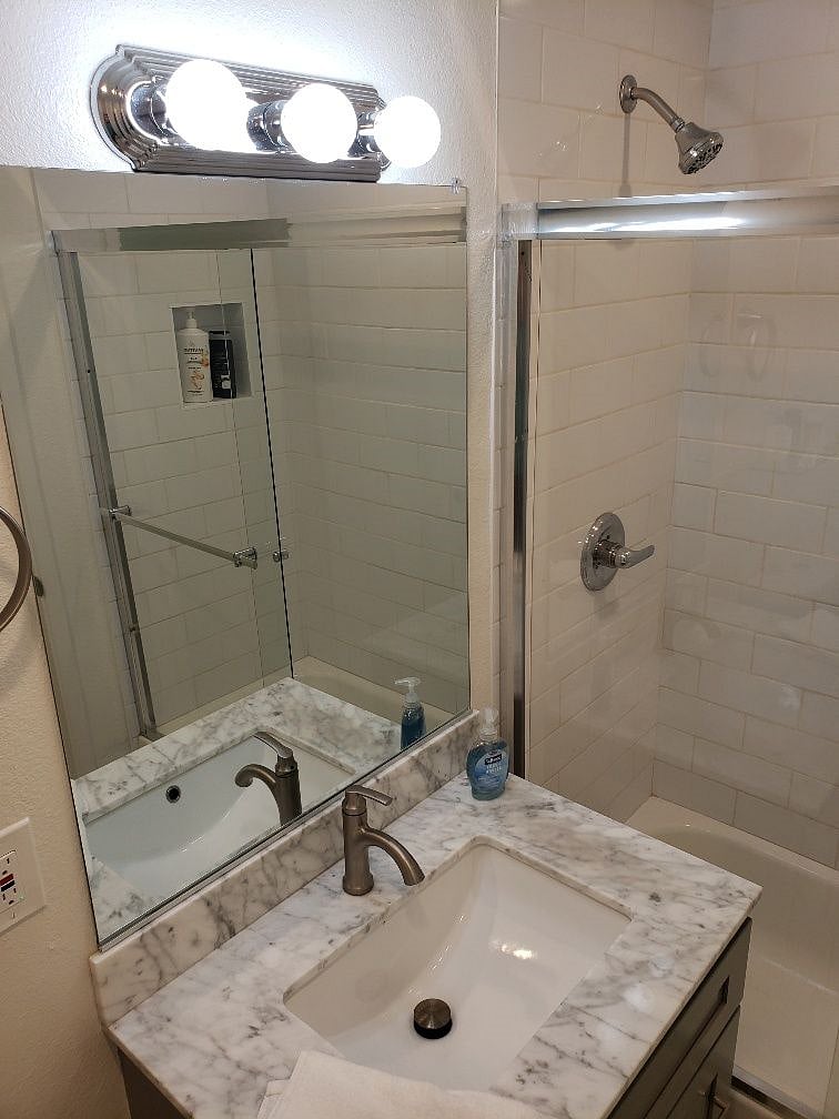Furnished Finder property 424618_1 photo 8