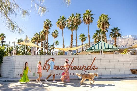 Close walking distance to fine eateries