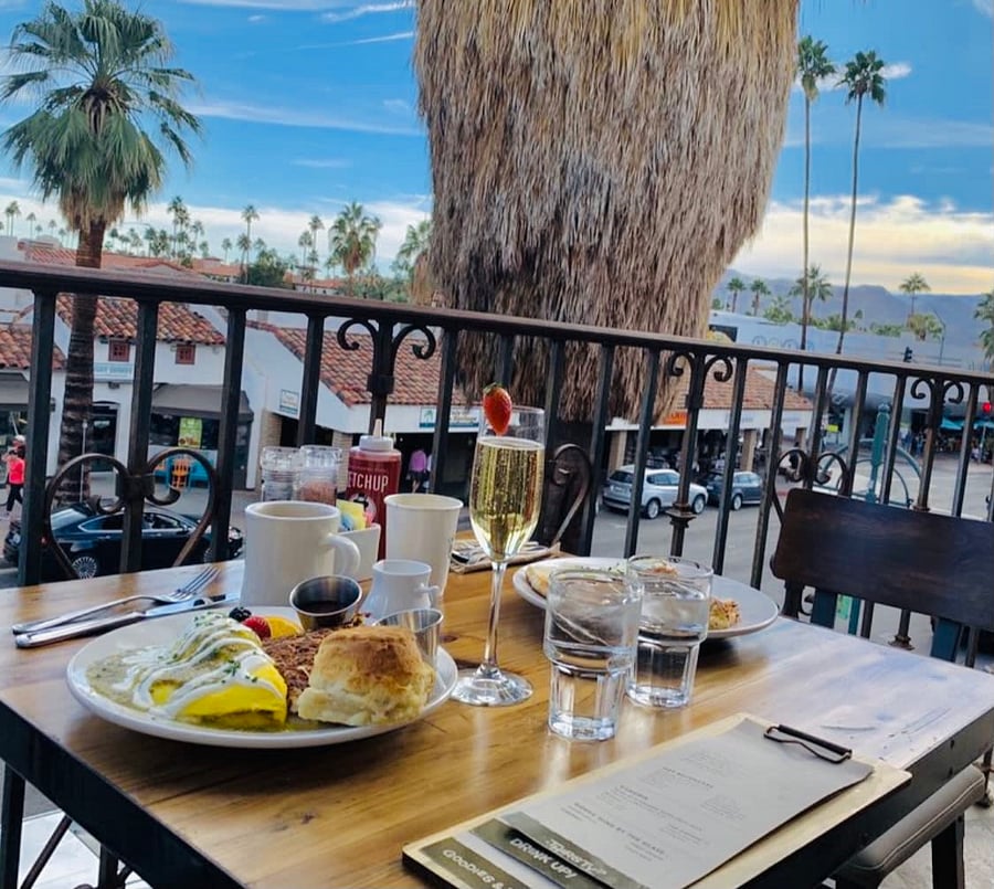 Down Town Palm Springs dining