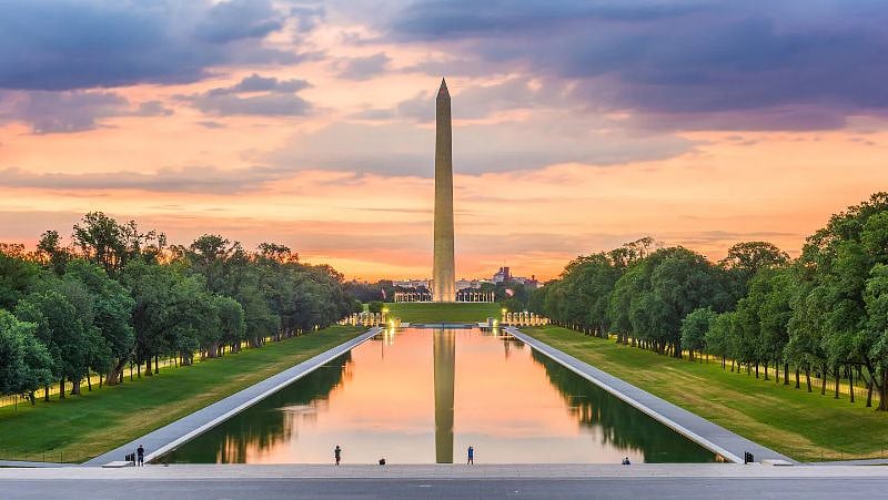Downtown DC - 40 min drive