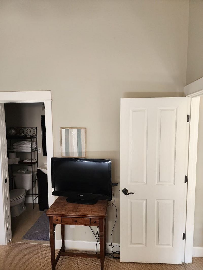 Furnished Finder property 424779_1 photo 2