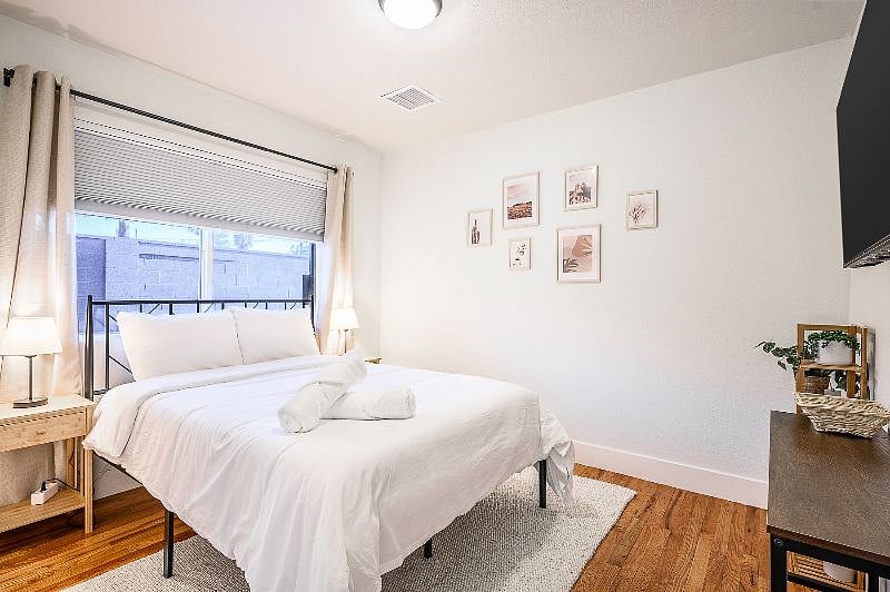 Furnished Finder property 424799_1 photo 9