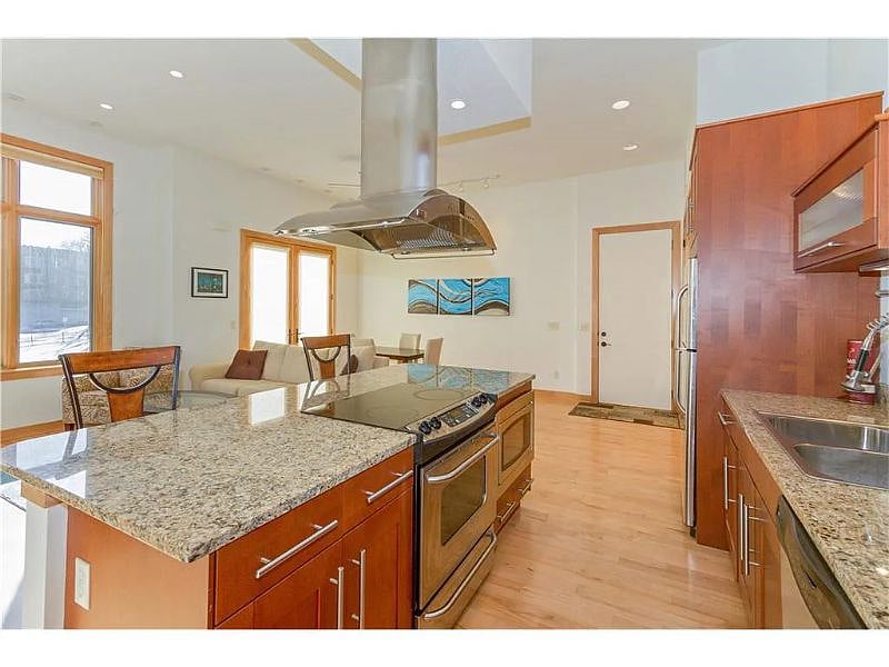 Furnished Finder property 424800_1 photo 7