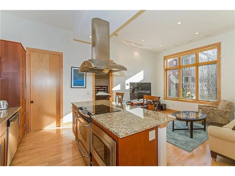 Furnished Finder property 424800_1 photo 8