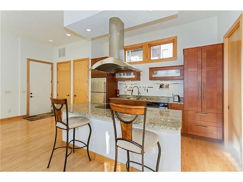 Furnished Finder property 424800_1 photo 9