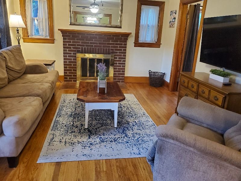 Furnished Finder property 424838_1 photo 4