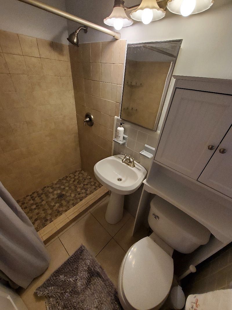 Furnished Finder property 424858_1 photo 8