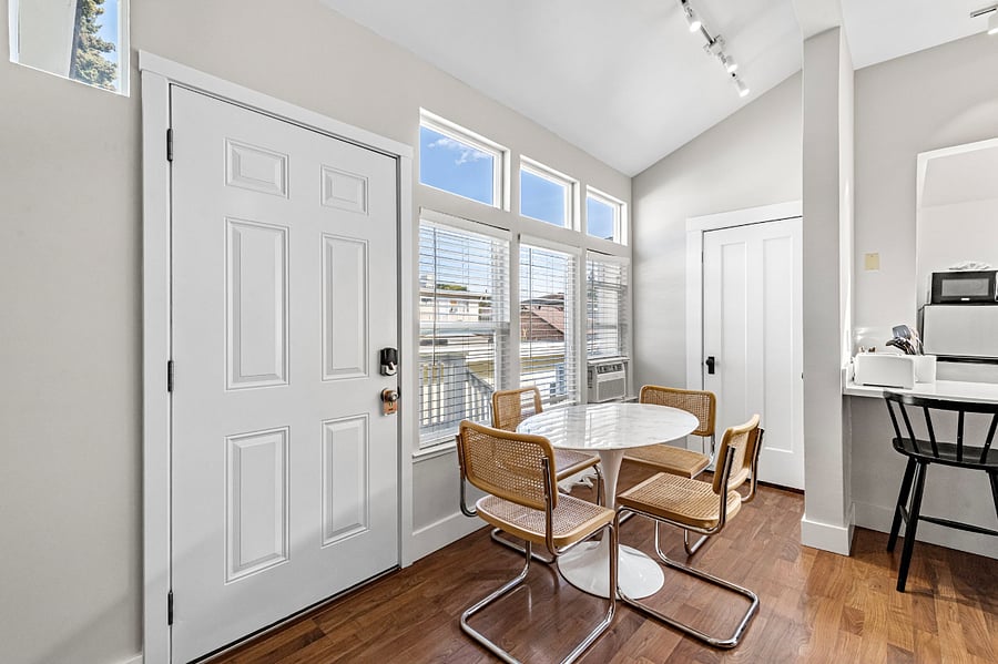 Furnished Finder property 424874_10 photo 3