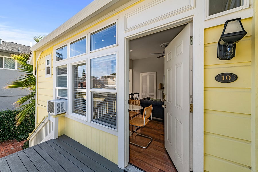 Furnished Finder property 424874_10 photo 20