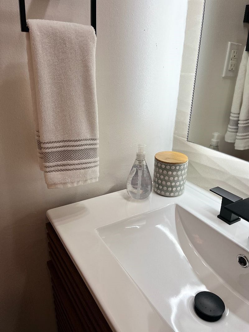 Furnished Finder property 425037_1 photo 23