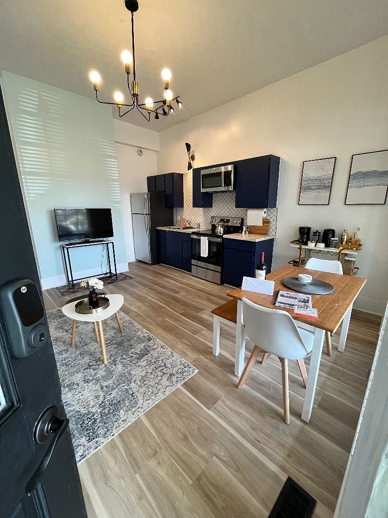 Furnished Finder property 425037_1 photo 29