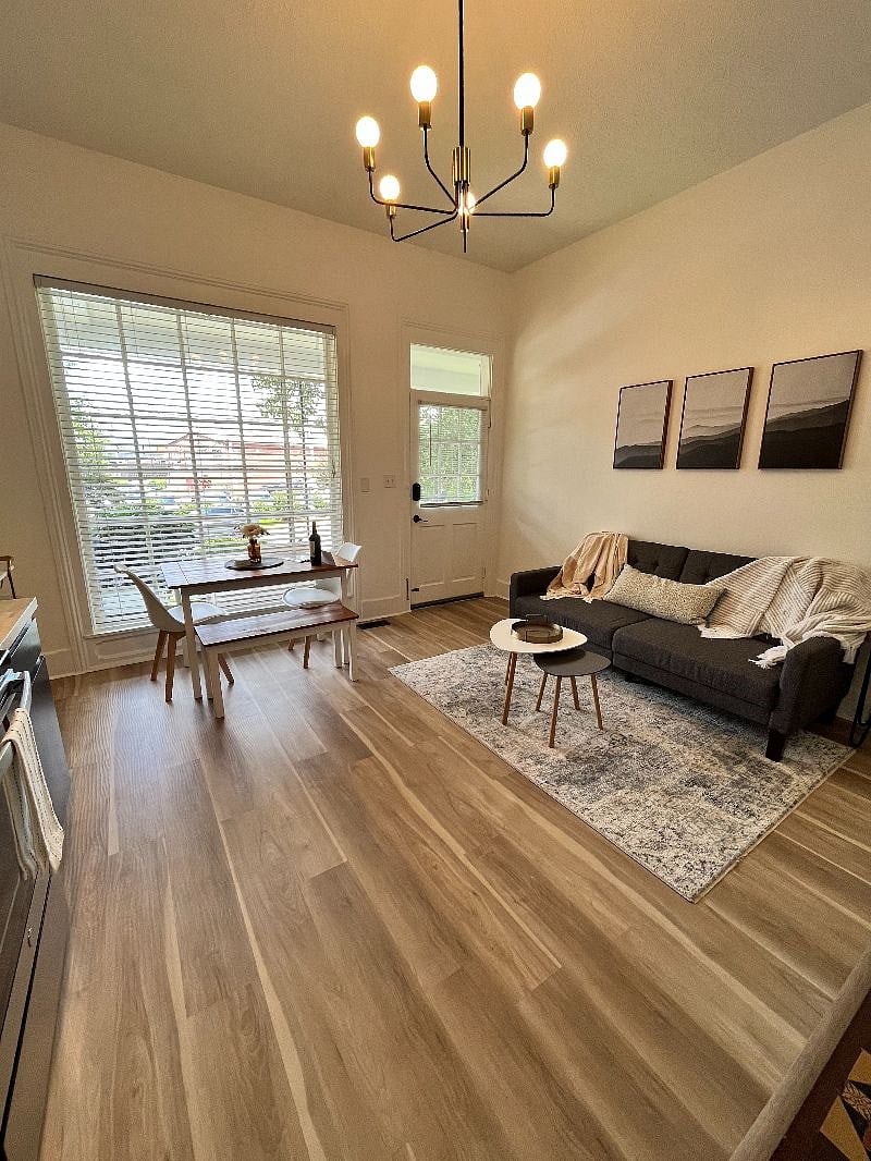 Furnished Finder property 425037_1 photo 33