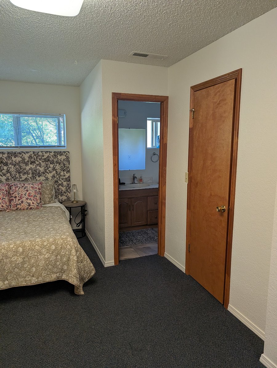 Furnished Finder property 425074_1 photo 13