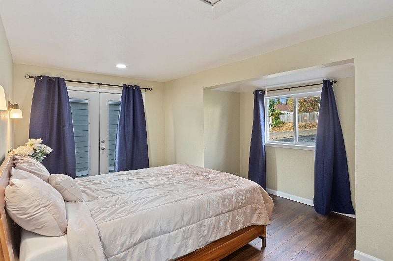 Furnished Finder property 425099_1 photo 18