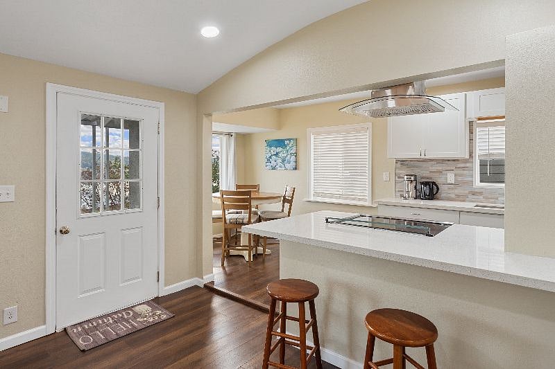 Furnished Finder property 425099_1 photo 8