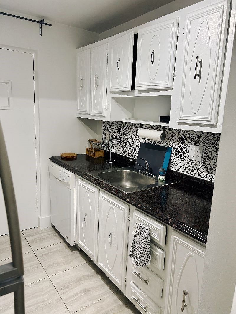 Furnished Finder property 425183_1 photo 8