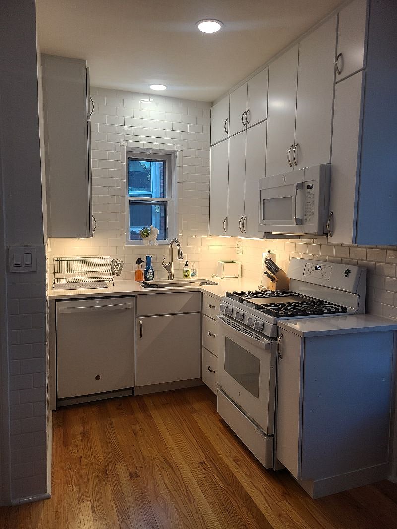 Furnished Finder property 425208_1 photo 10
