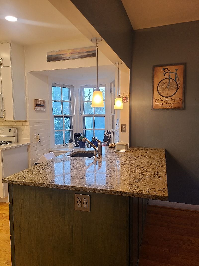 Furnished Finder property 425208_1 photo 8