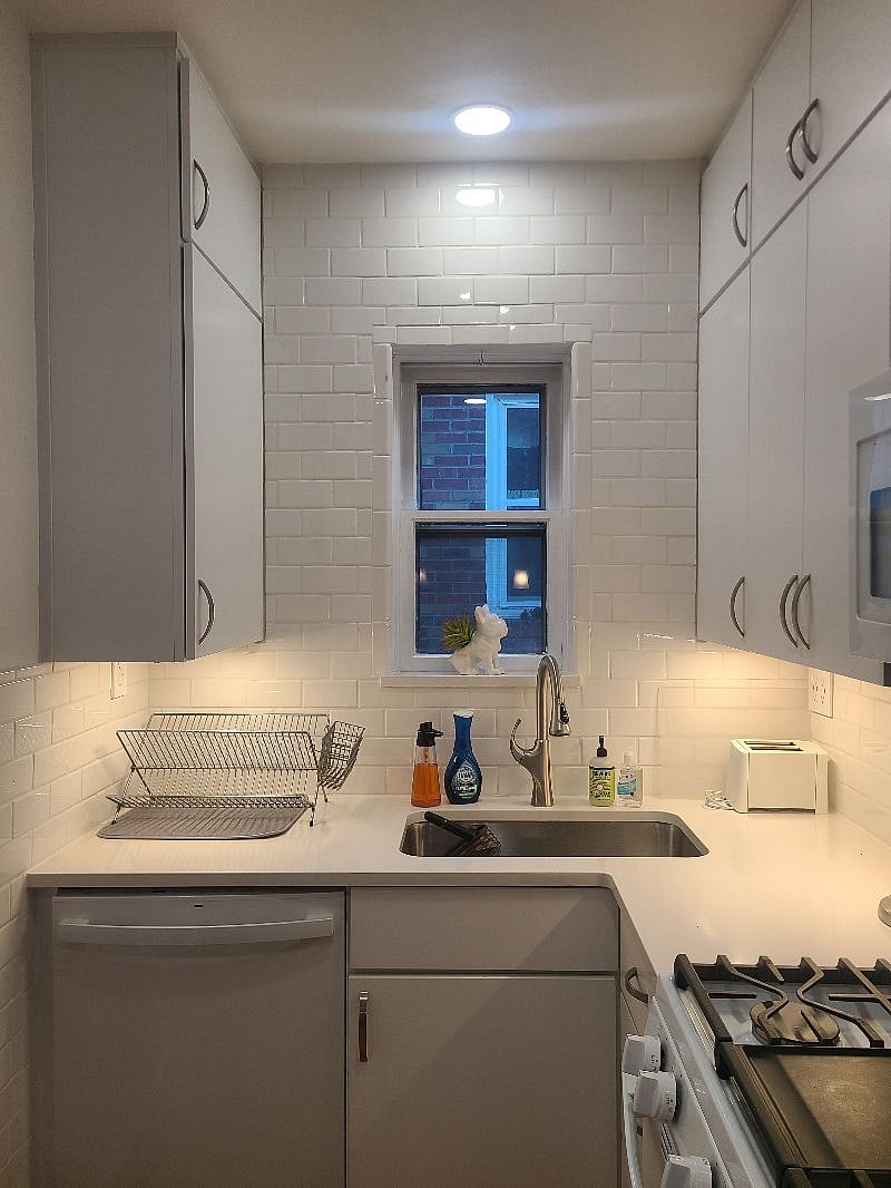 Furnished Finder property 425208_1 photo 17