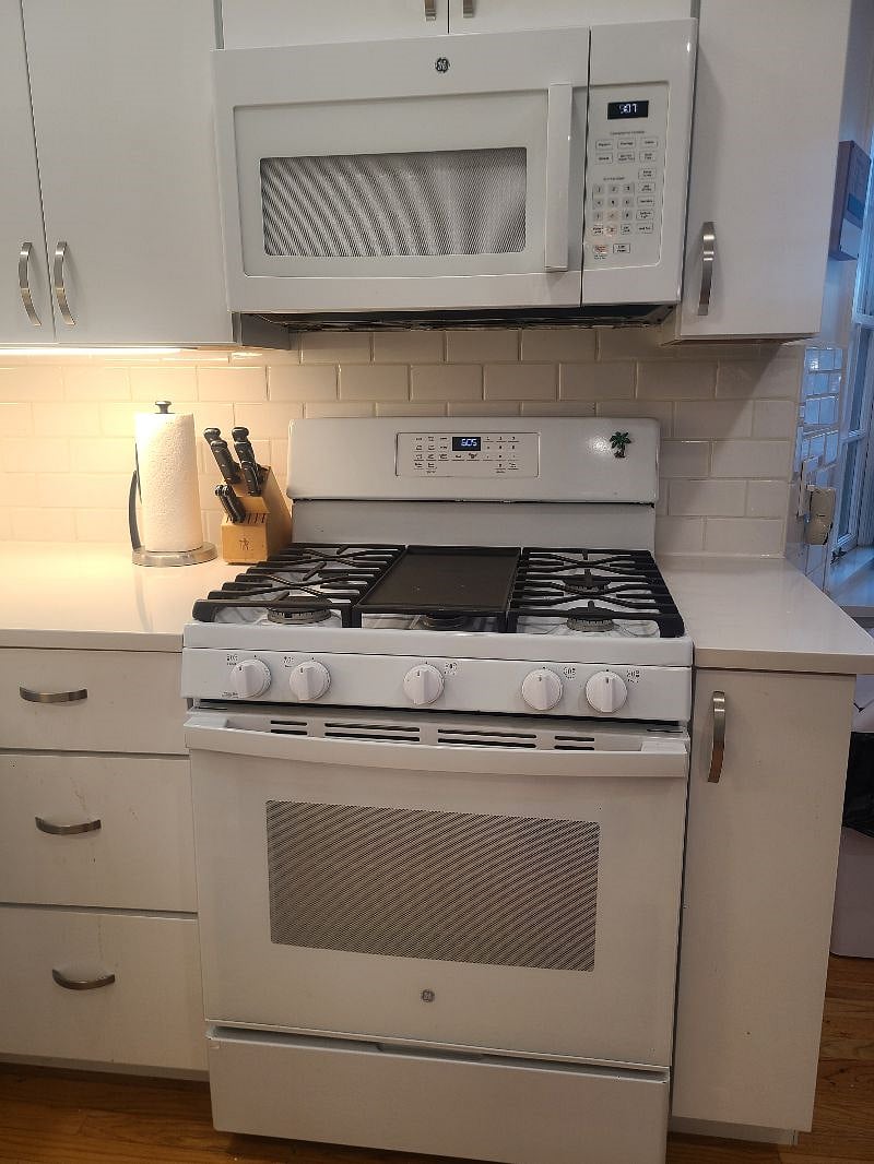 Furnished Finder property 425208_1 photo 16