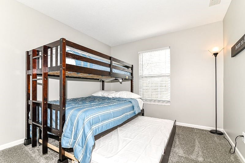 Hideaway extended in 3rd bedroom.