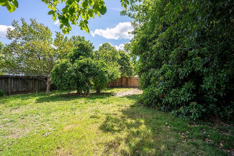 Furnished Finder property 425245_1 photo 25