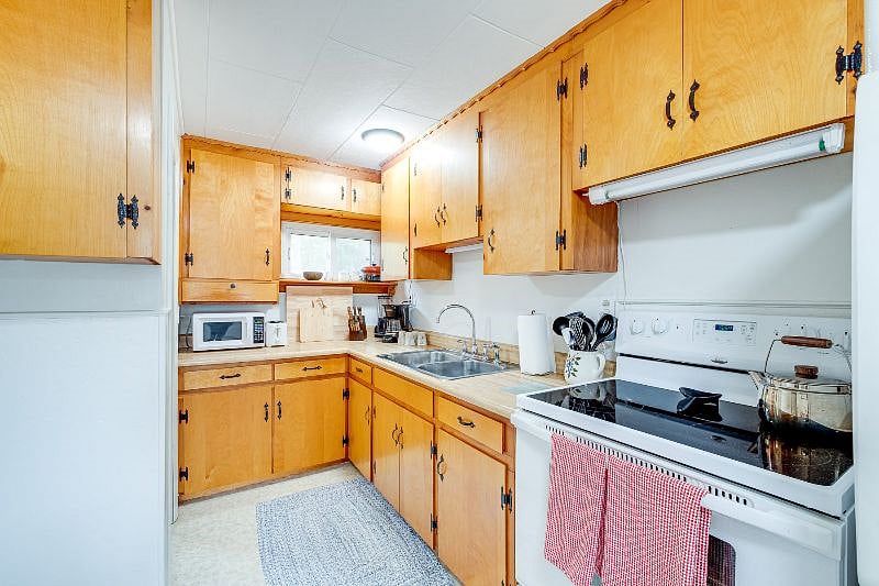 Furnished Finder property 425296_4 photo 6