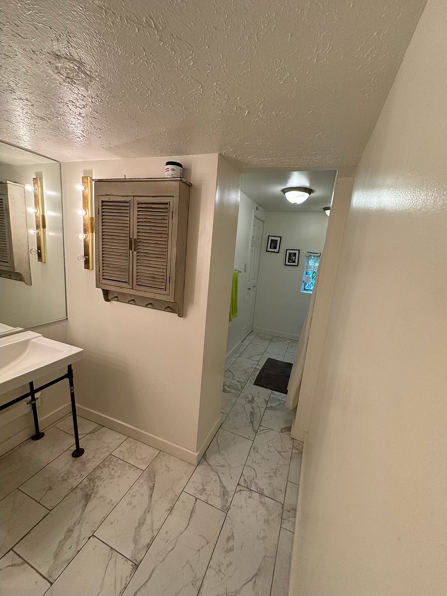 Furnished Finder property 425333_1 photo 9