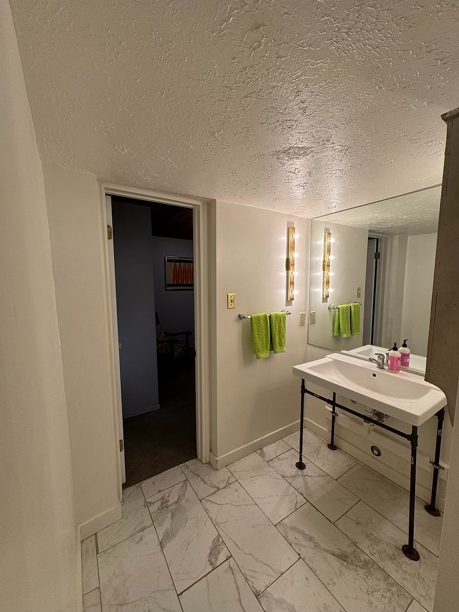 Furnished Finder property 425333_1 photo 10