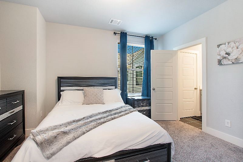 Furnished Finder property 425337_1 photo 11
