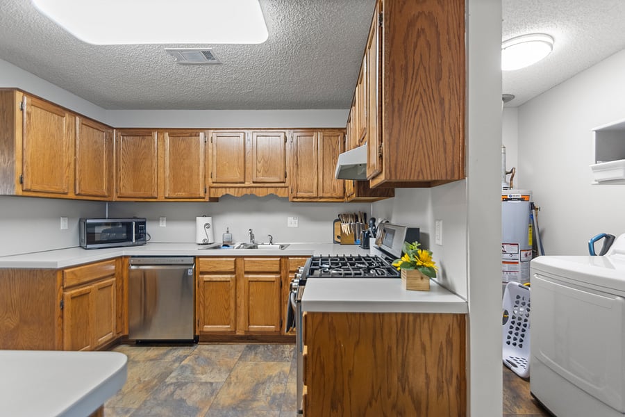 Furnished Finder property 425442_1 photo 10