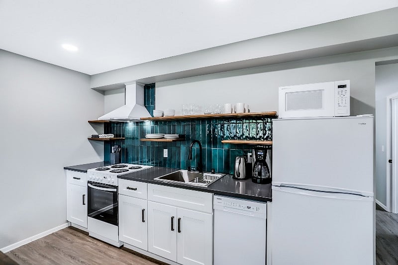 Furnished Finder property 425516_2 photo 9