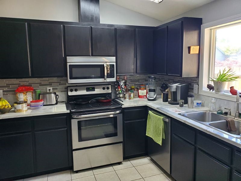 Furnished Finder property 425522_1 photo 4